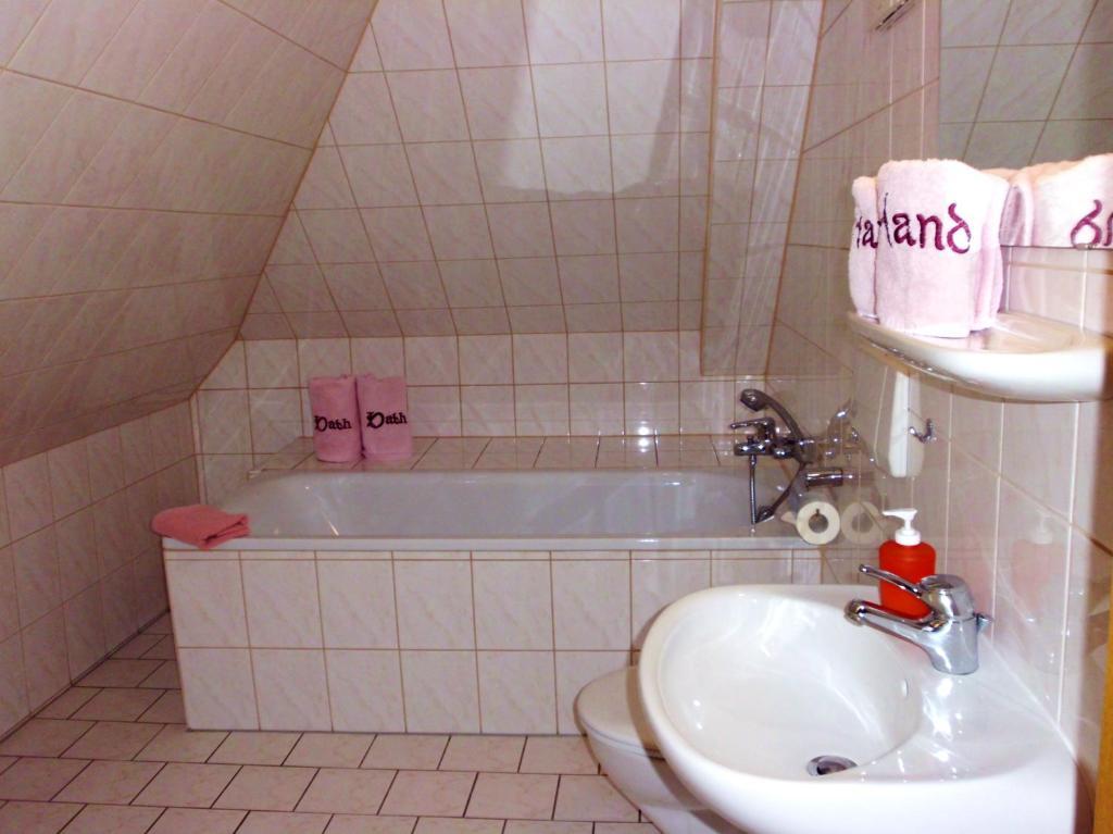 Hotel Thuringer Hof Hildburghausen Pokoj fotografie